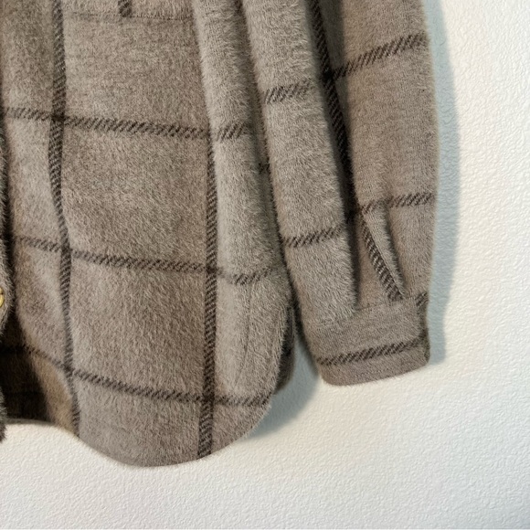 Z Supply Plaid Tucker Jacket Shacket Oversized Soft Fuzzy Texture in Taupe XS - Picture 4 of 10